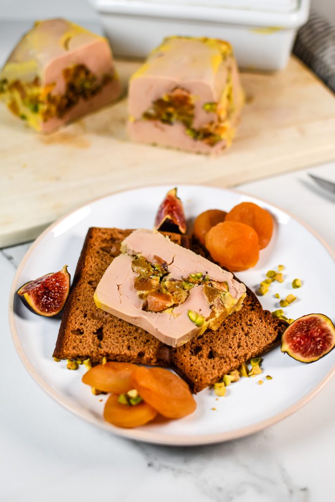 Foie gras aux abricots et pistaches avec le cuiseur sous vide WMF